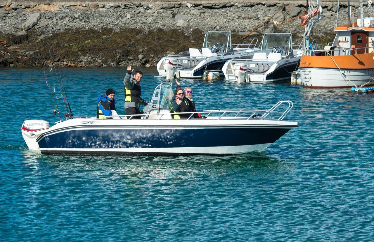 Vikran Vacation: Sea Fishing And Northern Lights エクステリア 写真